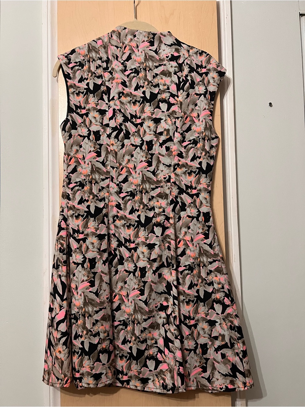Aqua Floral Midi Dress in Black and Pink